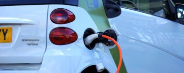 El vehículo eléctrico se creó como una alternativa más verde del vehículo común. ¿Cuál es su verdadero impacto ambiental?