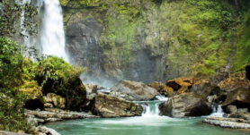 Descubre la maravilla natural de Eco Chontales, un santuario entre cascadas y exuberante selva en Costa Rica. Una experiencia inolvidable.
