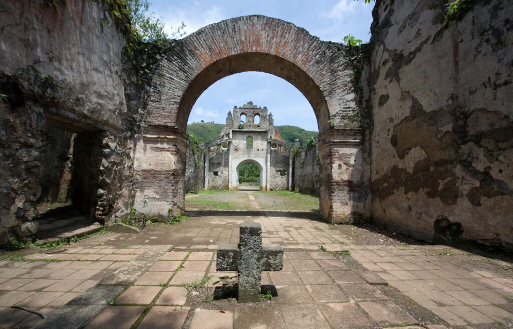 Ruinas de Ujarrás: Cartago histórico