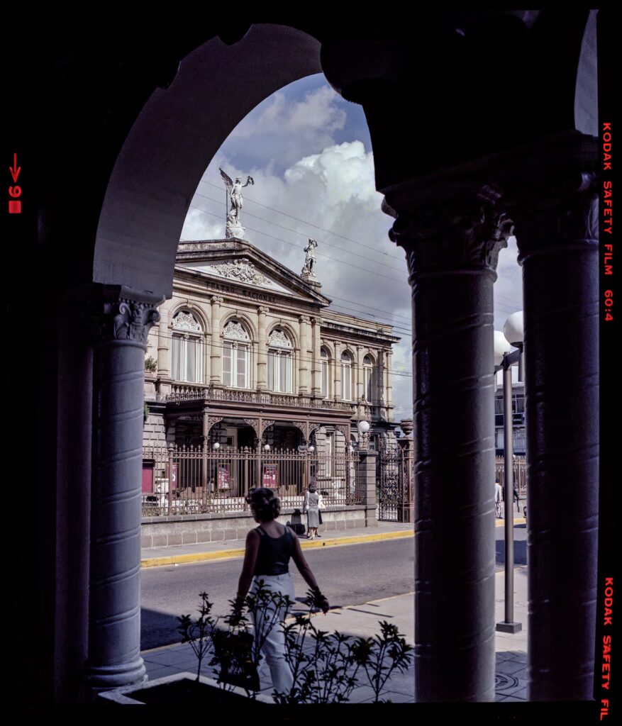 Francisco Coto : Le Théâtre national